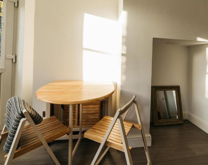 Apartment New -bright -fresh - With Parking & For Electric Cars *